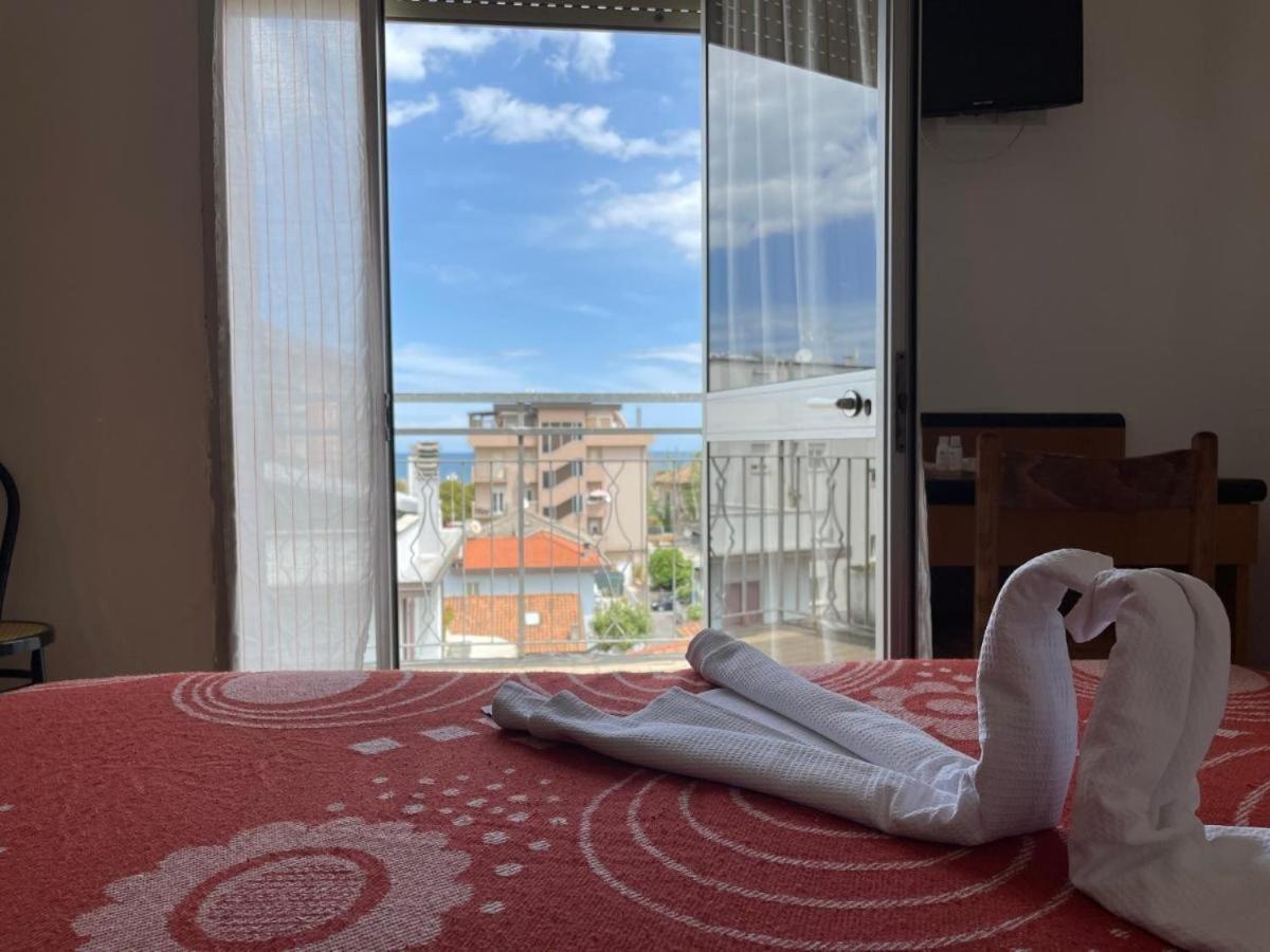 Hotel Orlov 리미니 외부 사진