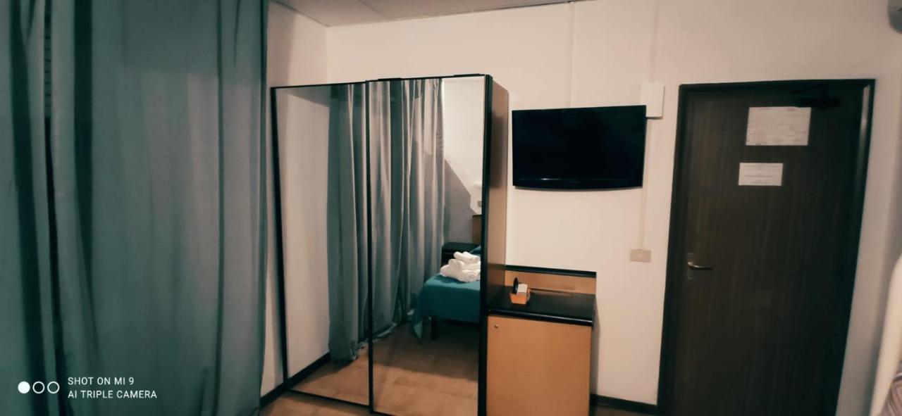 Hotel Orlov 리미니 외부 사진
