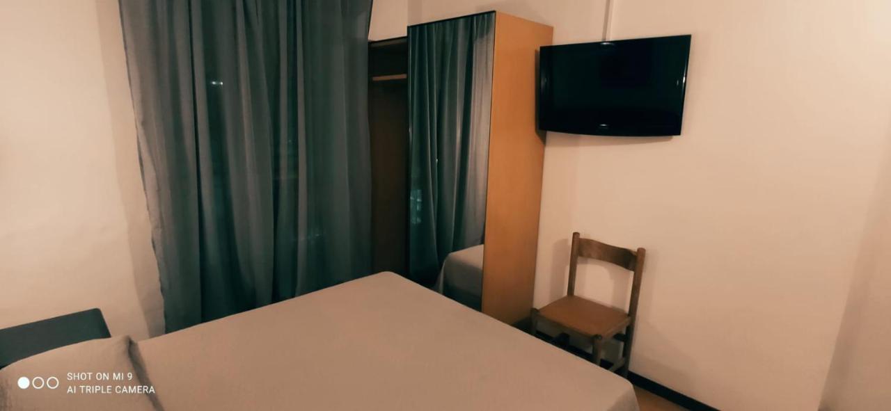 Hotel Orlov 리미니 외부 사진